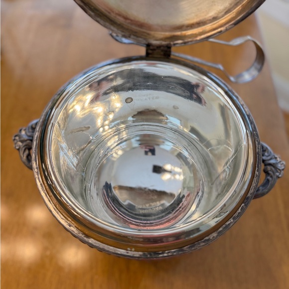 Vintage Silverplate Ice Bucket w/ Glass Liner & Tongs • Mid Century Barware - Picture 8 of 10